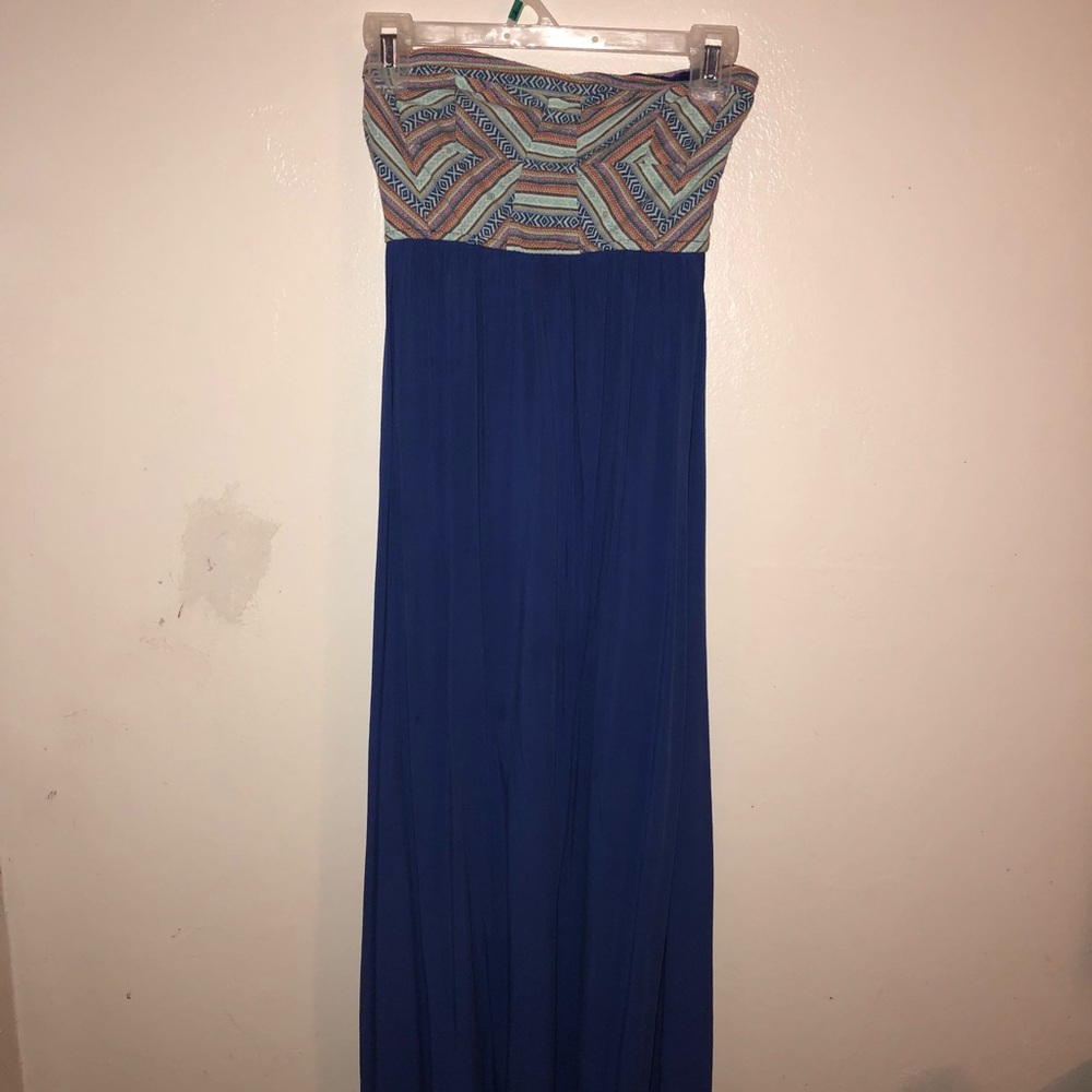 Strapless maxi